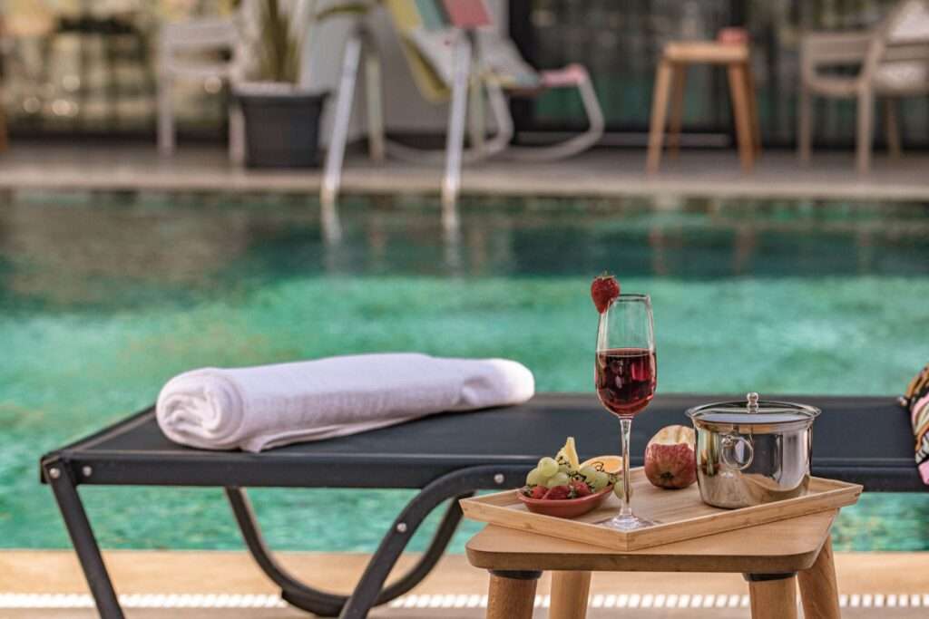 Scape Hotel Fethiye Fruist and drink by the pool 5-min